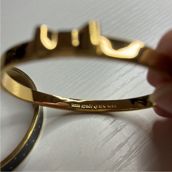 Set of 2 Kate Spade bangles - Picture 2 of 5